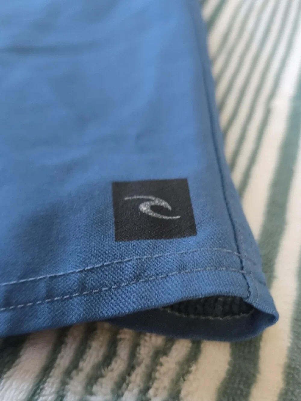 Rip Curl Men's Blue Flat Front Chino Shorts